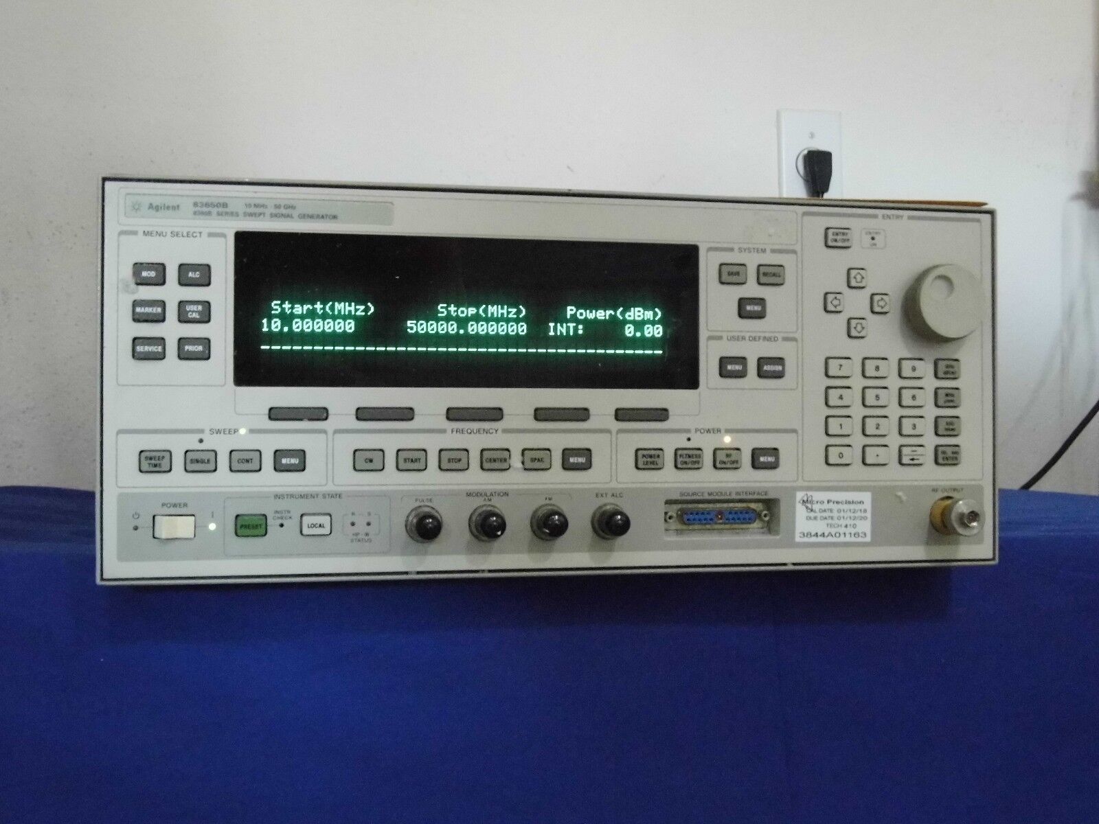 Agilent 83650B /001/008 synthesized generator, 30 day warranty, (2 in stock) Agilent 83650B /001/008 synthesized generator, 30 day warranty, (2 in stock)